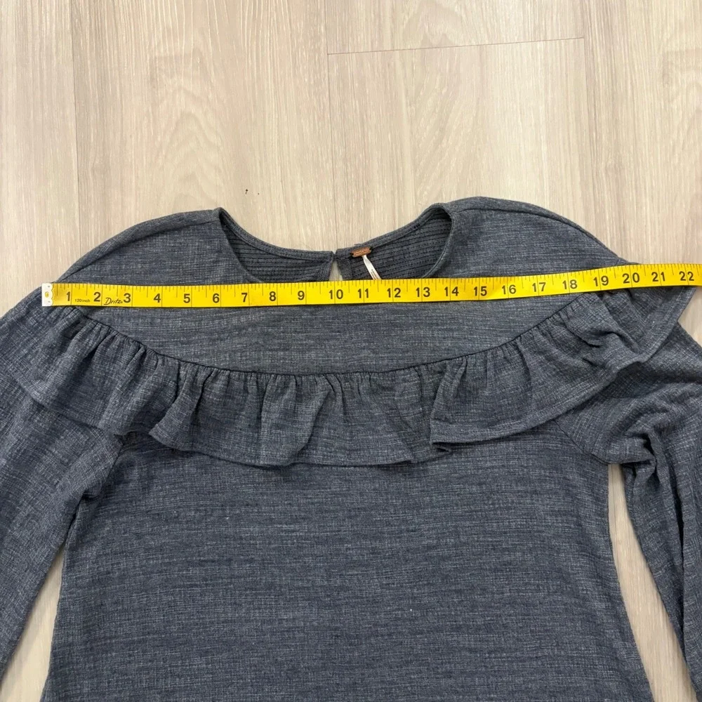 Free People Top Women Gray Ruffle Yoke 3/4 Sleeve Knit Charcoal Slub Textured M